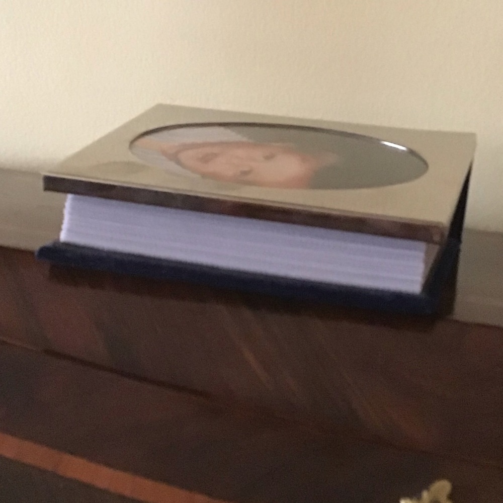 Photo Album and Frame - Picture 3 of 4